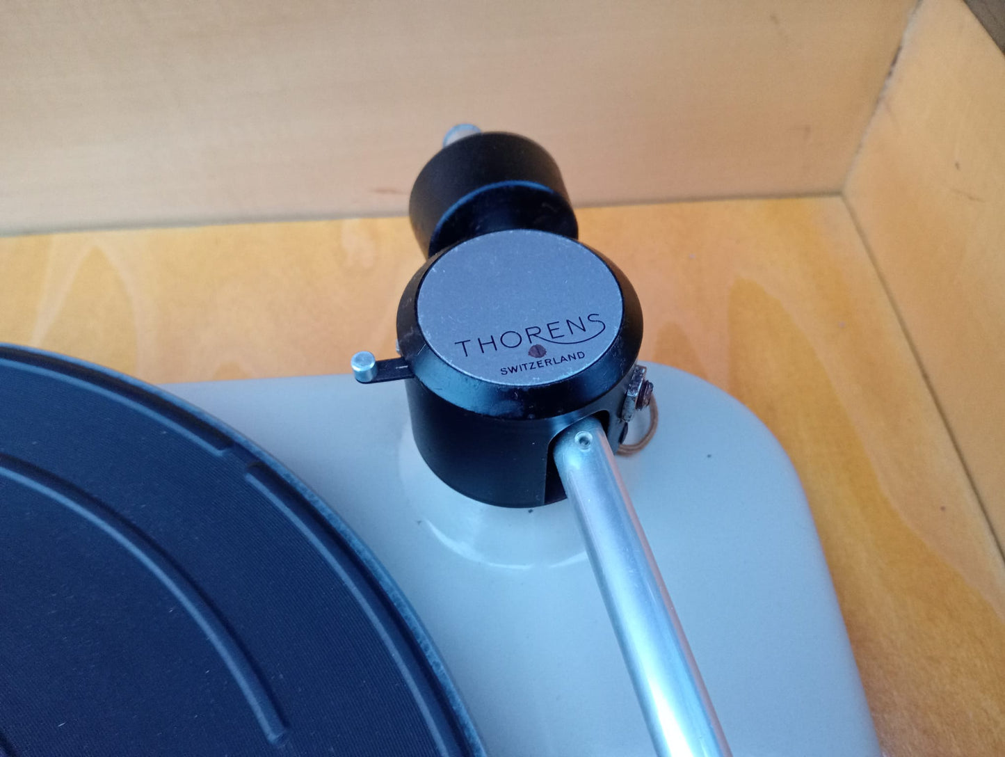 Carad Pro Arte Radiomeubel v2 & Corner 8872 luidsprekers