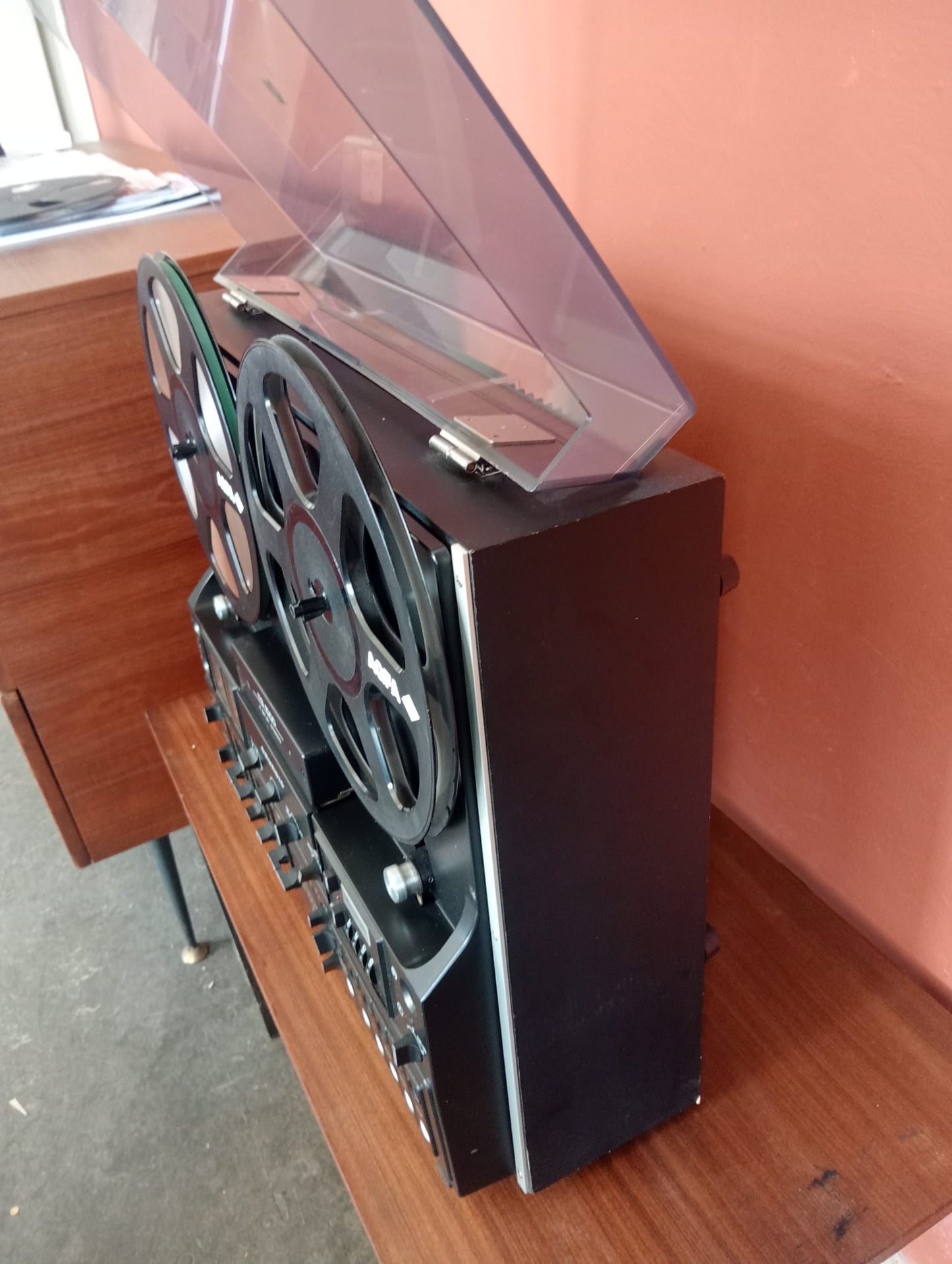 Grundig TS-1000