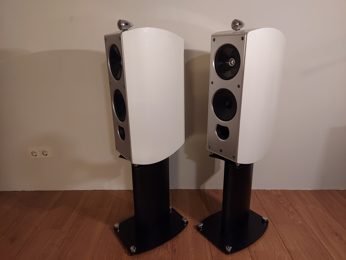 Kef XQ3
