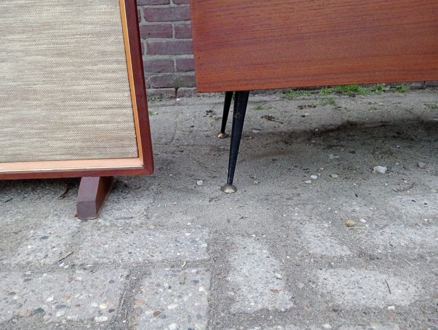 Carad Pro Arte Radiomeubel  v2 & Corner 8872 luidsprekers