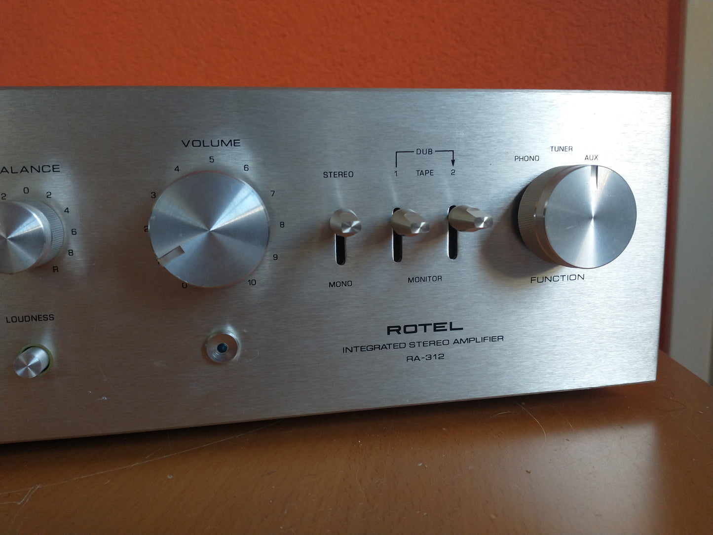 Rotel RA-312