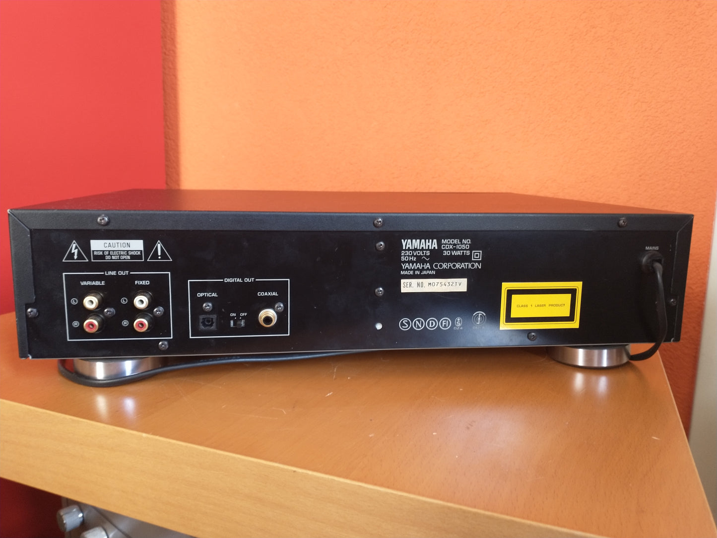 Yamaha CDX-1050